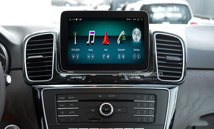 cost if installing mercedes navigation update